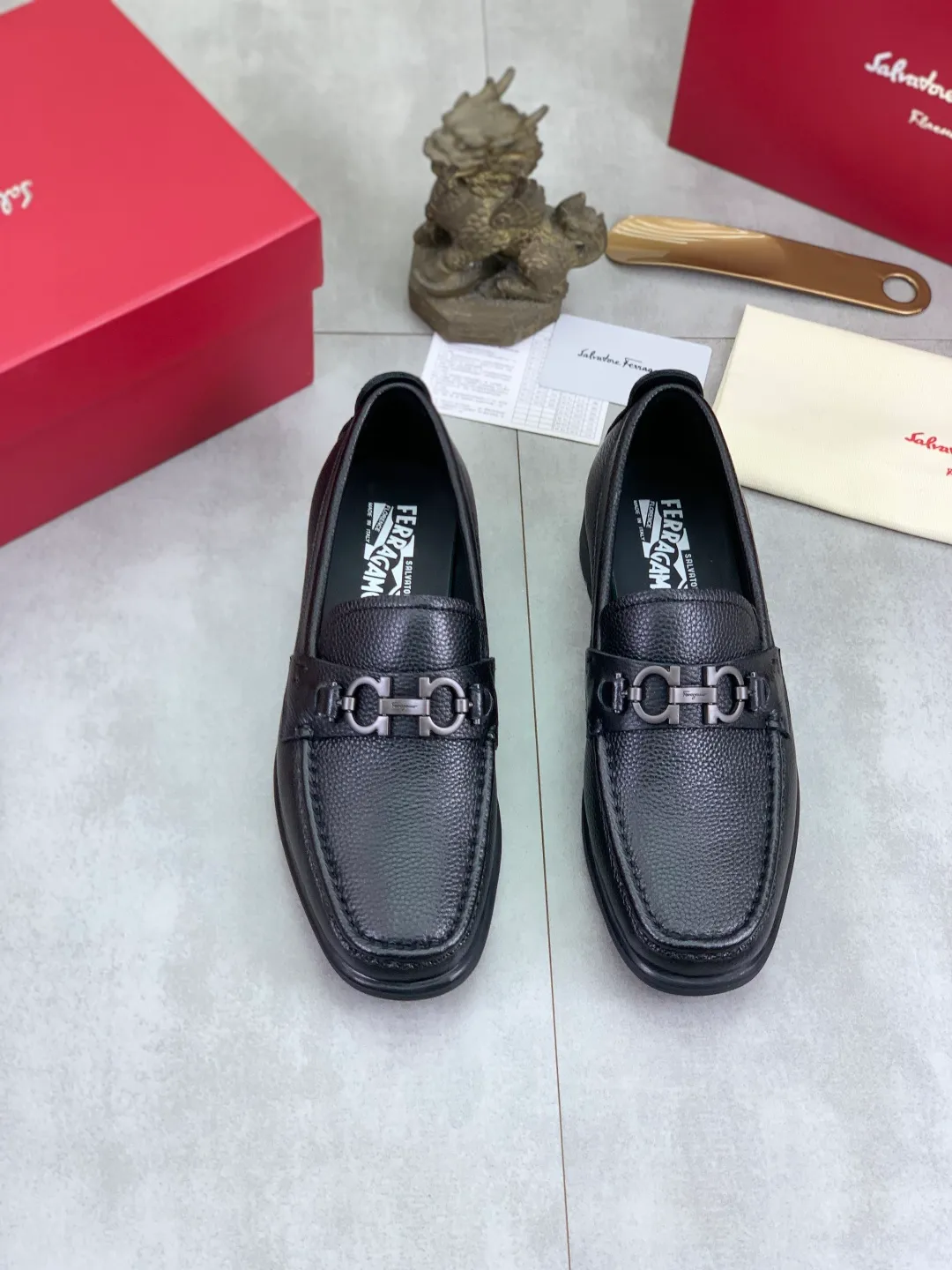 Men's shoes 💰P480 new high quality [Ferragamo/Ferragamo] latest model original imported calfskin, imported cowhide lining + original luxury metal buckle + original combination outsole Comparison without pressure Code number: 38-44 (45 customized)